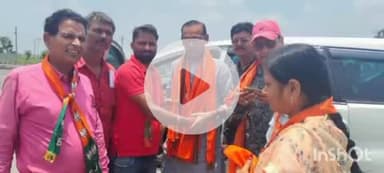 फारबिसगंज: भाजपा प्रदेश महामंत्री स अररिया जिला प्रभारी राधा मोहन शर्मा का अररिया जाते समय फारबिसगंज में भव्य स्वागत किया गया