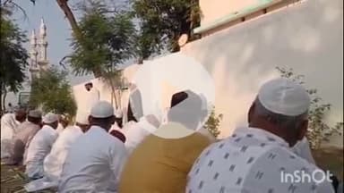 बिक्रमगंज: प्रखंड मुख्यालय बिक्रमगंज में शांति पूर्वक तरीके से लोगों ने अता की बकरीद की नमाज़