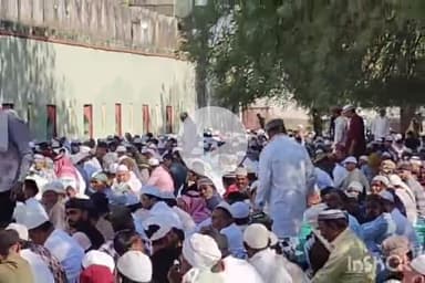 श्योपुर: बक़रीद पर्व के अवसर पर मुस्लिम समुदाय ने श्योपुर में अदा की विशेष नमाज़, एक-दूसरे को गले लगाकर पर्व की दी बधाई