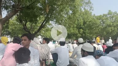 सीकरी: सीकरी में अकीदत के साथ मनाया गया ईद उल अजहा का त्योहार