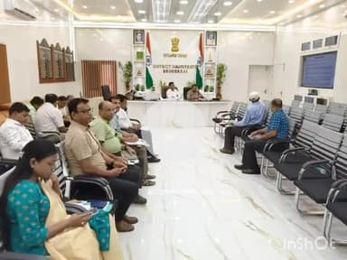 बेगूसराय: मुख्य सचिव की अध्यक्षता में विधि-व्यवस्था बनाए रखने के लिए वर्चुअल बैठक आयोजित, DM-SP कार्यालय कक्ष से जुड़े