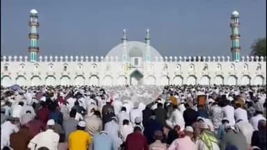 सांगोद: सांगोद कस्बे में ईद उल अज़हा का त्योहार सौहार्द व भाईचारे के साथ मनाया गया, पुलिस व्यवस्था चाक-चौबंद रही