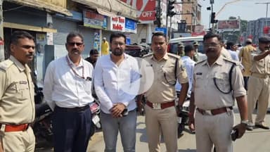 कांके: हरमू रोड स्थित ईदगाह का कोतवाली डीएसपी और एडीएम लॉ एंड ऑर्डर ने किया निरीक्षण