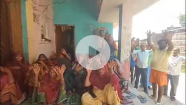 कसिया: हाता में महिलाओं ने बीडीओ पर फर्जी तरीके से कोटे की दुकान का आवंटन करने का लगाया आरोप