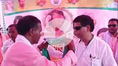 झाझा: तेजस्वी यादव दूसरी बार पापा बनने की खुशी में राजद नेता डॉ. नीरज साह ने करहरा में असहाय महिलाओं को साड़ी बांटी