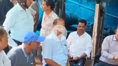 लोहरदगा: ब्लॉक मोड़ स्थित NFS ऑफिस में ट्रक ओनर एसोसिएशनों की हुई बैठक, बड़ी गाड़ियों से ढुलाई पर आपत्ति जताई