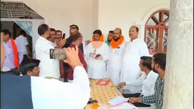 बिश्रामपुर: सतेंद्र यादव दोबारा बने विश्रामपुर के राजद प्रखंड अध्यक्ष, राजद नेताओं और कार्यकर्ताओं ने दी बधाई