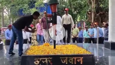 हज़ारीबाग: हजारीबाग में जय हिंद सैनिक सम्मान समारोह, 100 से अधिक पूर्व सैनिकों को किया गया सम्मानित