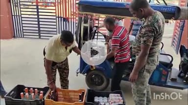 जमुई: जवाहर स्कूल के पास ई-रिक्शा से हो रही थी शराब तस्करी, उत्पाद पुलिस ने भारी मात्रा में शराब के साथ 2 को किया गिरफ्तार