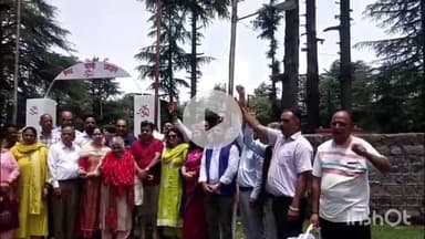 कंडाघाट: रविवार को पूजा अर्चना और ध्वजारोहण के साथ शुरू हुआ तीन दिवसीय सिद्ध बाबा चायल मेला