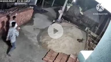 थरथरी: रूखाई मिल्की पर गांव में चोरों ने घर के सामने से बाइक चुराई, सीसीटीवी में कैद हुई घटना