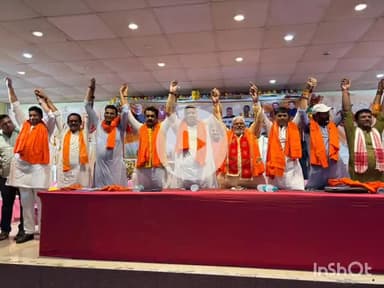 बेगूसराय: शहर के राज दरबार में भाजपा कार्यकर्ताओं की कार्यशाला आयोजित, सहकारिता मंत्री हुए शामिल