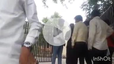 देेेवरिया: सोनाड़ी मोड़ के पास गाड़ी का टायर चेक करने उतरे खलासी को अज्ञात वाहन ने मारी ठोकर, खलासी की हुई मौत