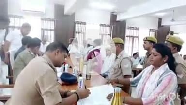 औरैया: सदर तहसील में आयोजित समाधान दिवस में आई 98 शिकायतों में से सिर्फ 11 का हुआ निस्तारण, एडीएम, एएसपी व सीओ ने सुनी समस्याएं