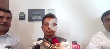 बलिया: बलिया में अनुपम मिश्रा ने मंगल पांडे के बलिदान की उपेक्षा पर जताई चिंता, सरकार से उठाईं महत्वपूर्ण मांगें