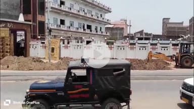 इटावा: लक्ष्मण वाटिका के समीप आवासीय क्षेत्रों में जलभराव की समस्या से आहत लोगों ने इटावा-भरथना मार्ग किया जाम #Jansamsya