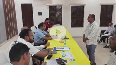 अमरोहा: अमरोहा ब्लॉक सभागार में आयोजित संपूर्ण समाधान दिवस, अधिकारियों ने सुनीं शिकायतें