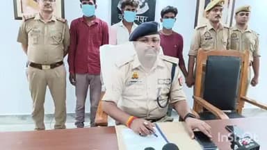 बलरामपुर: रेहरा बाजार थाना क्षेत्र में हुई मोबाइल चोरी का पुलिस ने सफल अनावरण किया, 3 शातिर चोर गिरफ्तार, 6 मोबाइल बरामद