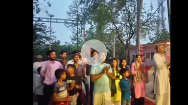 धनौरा: गजरौला के चामुंडा मंदिर पर वीर बजरंगी दल द्वारा हर रोज सायं संध्या में होता हनुमान चालीसा पाठ और भजन कीर्तन