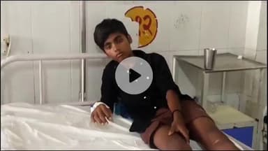 इटावा: जिला अस्पताल के वार्डो में गर्मी में वाटरकूलर में गर्म पानी ओर गर्म हवा आने से भीषण गर्मी में परेशान नजर आए#Jansamasya