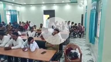 धोरैया: धोरैया के बहुउद्देशीय भवन में निर्वाचन मूल्यांकन 2025 में शामिल होकर बीएलओ ने दी ऑनलाइन परीक्षा, स्पष्टीकरण मांगा गया