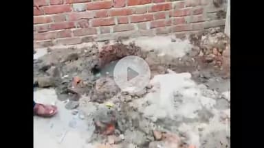 सिराथू: अफजलपुर वारी गांव में बिजली विभाग ने नाले में ही गाड़ दिया बिजली का खंबा, लोगों को करंट उतरने का है खतरा #jansamasya