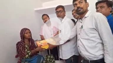 सबौर: सदर अस्पताल में प्रसव के बाद महिलाओं को जननी सुरक्षा किट की गई वितरित