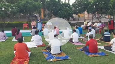 टोंक: टोंक के नेहरू पार्क में तीन दिवसीय मेडिटेशन एवं योग शिविर का समापन 10 जून को हुआ