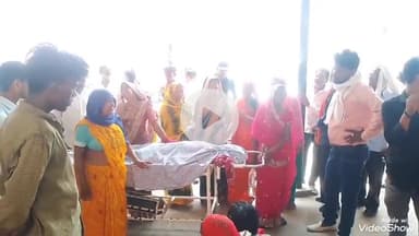 मिर्ज़ापुर: बसकोप गांव के पास बाइक सवार किशोर पेड़ से टकराकर गंभीर रुप से घायल, मंडलीय अस्पताल में हुई मौत