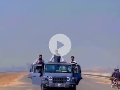 हसनपुर: हसनपुर तहसील क्षेत्र में कार से स्टंट करते युवकों का वीडियो हुआ वायरल, पुलिस जांच में जुटी