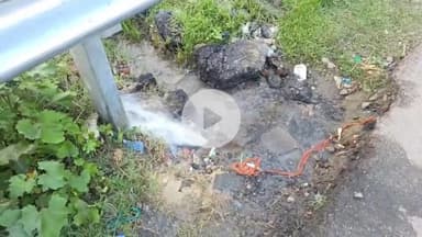 कोडरमा: भीषण गर्मी में पीने के पानी की किल्लत के बीच झुमरीतिलैया में हज़ारों लीटर पानी सड़क पर बह रहा #jansamasya