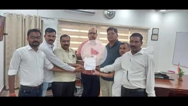 अमरोहा: पत्रकार नीरज निगम के ऊपर झूठी FIR लिखने वाले सीओ, चौकी प्रभारी पर कार्रवाई को लेकर अमरोहा डिप्टी कलेक्टर को सौंपा ज्ञापन