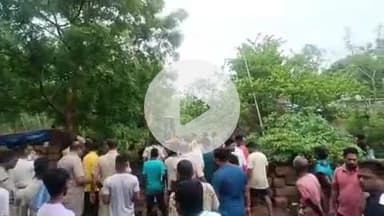 ବାଣପୁର: ସୋରଣ ରେ ଜବର ଦଖଲ ଉଛେଦ ବେଳେ ପୋଲିସ  ଜବରଦଖଲ କାରୀ ମୁହାଁ ମୁହିଁ 2 ଅଟକ.