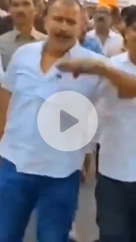 बिल्हौर: निबंध मित्रों की नियुक्ति का विरोध ,बिल्हौर के वकीलों ने एसडीएम को सोपा ज्ञापन