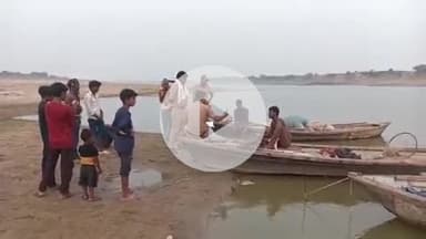 फतेहपुर: रामसोलेपुर यमुना नदी में मछली पकड़ते समय दो लोग यमुना नदी में डूबे, एक युवक लापता, दूसरे  को स्थानीय लोगो ने बचाया, असोथर