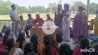 आरा: आरा के रमना मैदान में मेहंदी शिविर का आयोजन, भाजपा नेता ने बेटियों को मोमेंटो व सर्टिफिकेट देकर किया सम्मानित