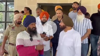 ਮੋਗਾ: ਮੋਗਾ ਤੋਂ ਵਿਧਾਇਕ ਡਾਕਟਰਜੋਤ ਕਮਲ ਨੇ ਮੋਗਾ ਰੇਲਵੇ ਸਟੇਸ਼ਨ ਦਾ ਕੀਤਾ ਦੌਰਾ ਰੇਲਵੇ ਸਟੇਸ਼ਨ ਦੇ ਹੋਰ ਰਹੇ ਨਵੀਨੀ ਕਰਨ ਦਾ ਲਿਆ ਜਾਇਜ਼ਾ