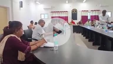 सरमेरा: सरमेरा प्रखंड सभागार भवन में 20 सूत्री क्रियान्वयन समिति की पहली बैठक संपन्न हुई