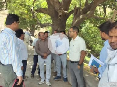 उच्चैन: जिला कलेक्टर अमित यादव ने ग्राम गहनोली में जल संरक्षण के तहत हो रहे कार्यों का किया निरीक्षण