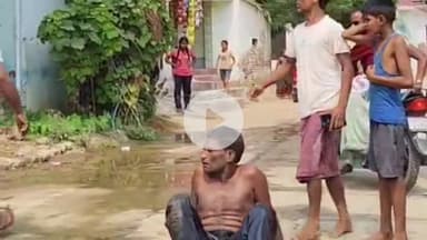 देेेवरिया: चरियाव बुजुर्ग में एक युवक ने एक व्यक्ति के साथ की मारपीट, वीडियो हुआ वायरल