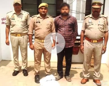 मिर्ज़ापुर: चिल्ह पुलिस ने 1 किलो 200 ग्राम अवैध गांजा के साथ मोटरसाइकिल सवार को किया गिरफ्तार