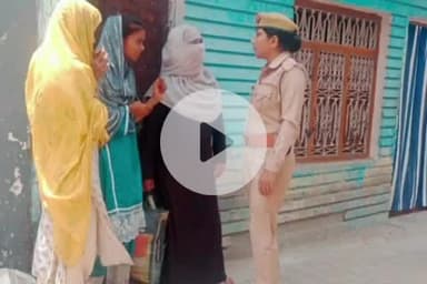 बलरामपुर: मिशन शक्ति विशेष अभियान के तहत बलरामपुर पुलिस ने कम्युनिटी पुलिसिंग एवं महिला सशक्तिकरण हेतु महिलाओं को किया जागरूक