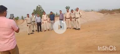 चितरंगी: बगदरा अभ्यारण में पुलिस, खनिज व राजस्व विभाग की संयुक्त कार्रवाई, भारी मात्रा में अवैध रेत ज़ब्त