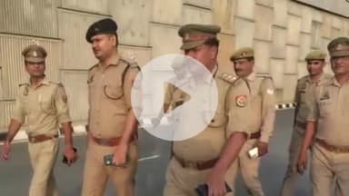 गभाना: अलीगढ़ पुलिस ने अपराध नियंत्रण, कानून एवं शांति व्यवस्था के मद्देनज़र क्षेत्र में किया निरीक्षण, वाहनों की चेकिंग