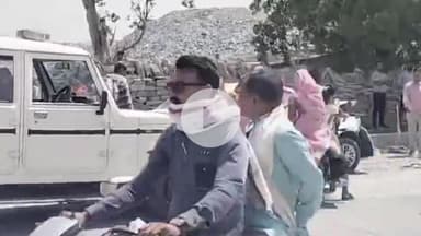 रामगंजमण्डी: सातलखेड़ी में दो कारों की आमने-सामने भिड़ंत, एयरबैग खुलने से कार सवार बाल-बाल बचे