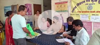 बेरमो: बोकारो: बेरमो प्रखंड कार्यालय में जिला उपायुक्त के आदेशानुसार लगा जनता दरबार, सुनी गईं लोगों की समस्याएँ