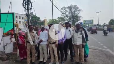 सागर नगर: ग्राम कोटवारों को गुणवत्ताहीन वर्दी, जूते और नकली टॉर्च देने पर विरोध, कलेक्ट्रेट में की शिकायत