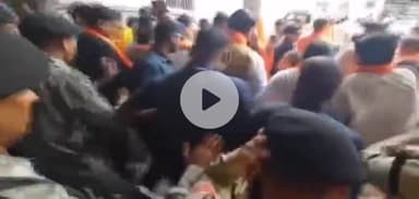 पटना ग्रामीण: BJP कार्यालय में उप मुख्यमंत्री सम्राट चौधरी के पैर पकड़ महिला अभ्यर्थी ने BPSC TRE-3 के सप्लीमेंट्री रिजल्ट की मांग की