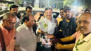 खरगौन: कक्षा 9वीं से 12वीं तक संस्कृत भाषा अनिवार्य करने को लेकर शिक्षा मंत्री को सौंपा ज्ञापन