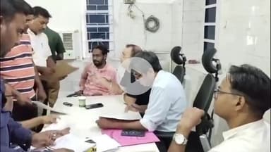 गिरिडीह: शिक्षकों के ट्रांसफर पोस्टिंग के लिए सदर हॉस्पिटल में मेडिकल जांच टीम गठित, शिक्षकों की हुई मेडिकल जांच